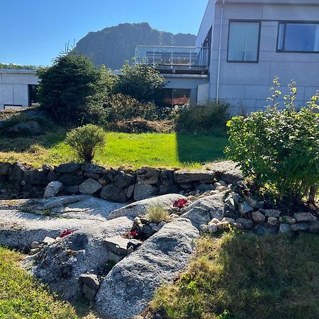 Lofotenapartmentone Stamsund Exterior photo